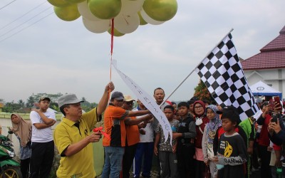 Hampir lima ribu orang mengikuti jalan sehat harlah ke-53 MTs Ma'arif NU 1 Karanglewas